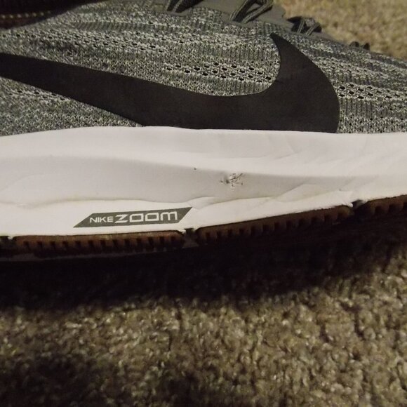 Nike Air Zoom Pegasus 36 Size 8.5 - Picture 6 of 11